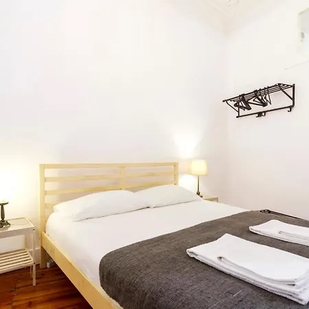 Historical Apartment *
